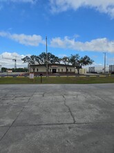 8812 Industrial Dr, Temple Terrace, FL for rent Building Photo- Image 1 of 6