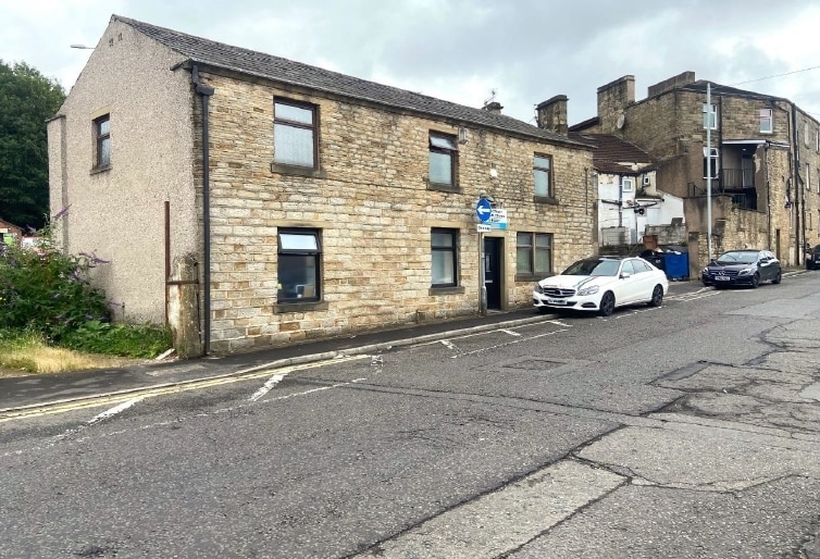 43 King St, Accrington for sale Primary Photo- Image 1 of 2