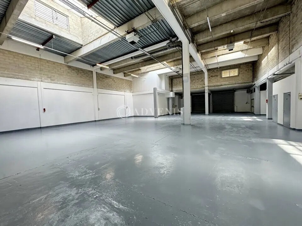 Light Industrial in Aulnay-sous-Bois to rent Building Photo- Image 1 of 12