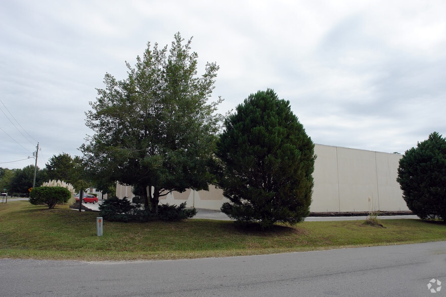 815 NW 25th Ave, Ocala, FL for rent - Building Photo - Image 2 of 3