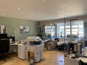 Cross Rd, Epping to rent Interior Photo- Image 2 of 3