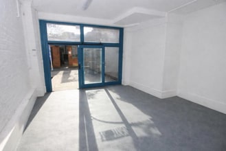 40 Grantham St, Lincoln to rent Interior Photo- Image 2 of 2