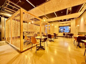 Retail in Vilanova i la Geltrú, Barcelona to rent Interior Photo- Image 2 of 30