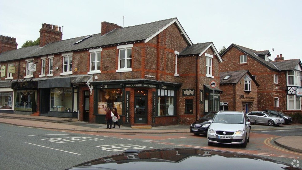 84-86 Water Ln, Wilmslow for sale - Primary Photo - Image 1 of 1