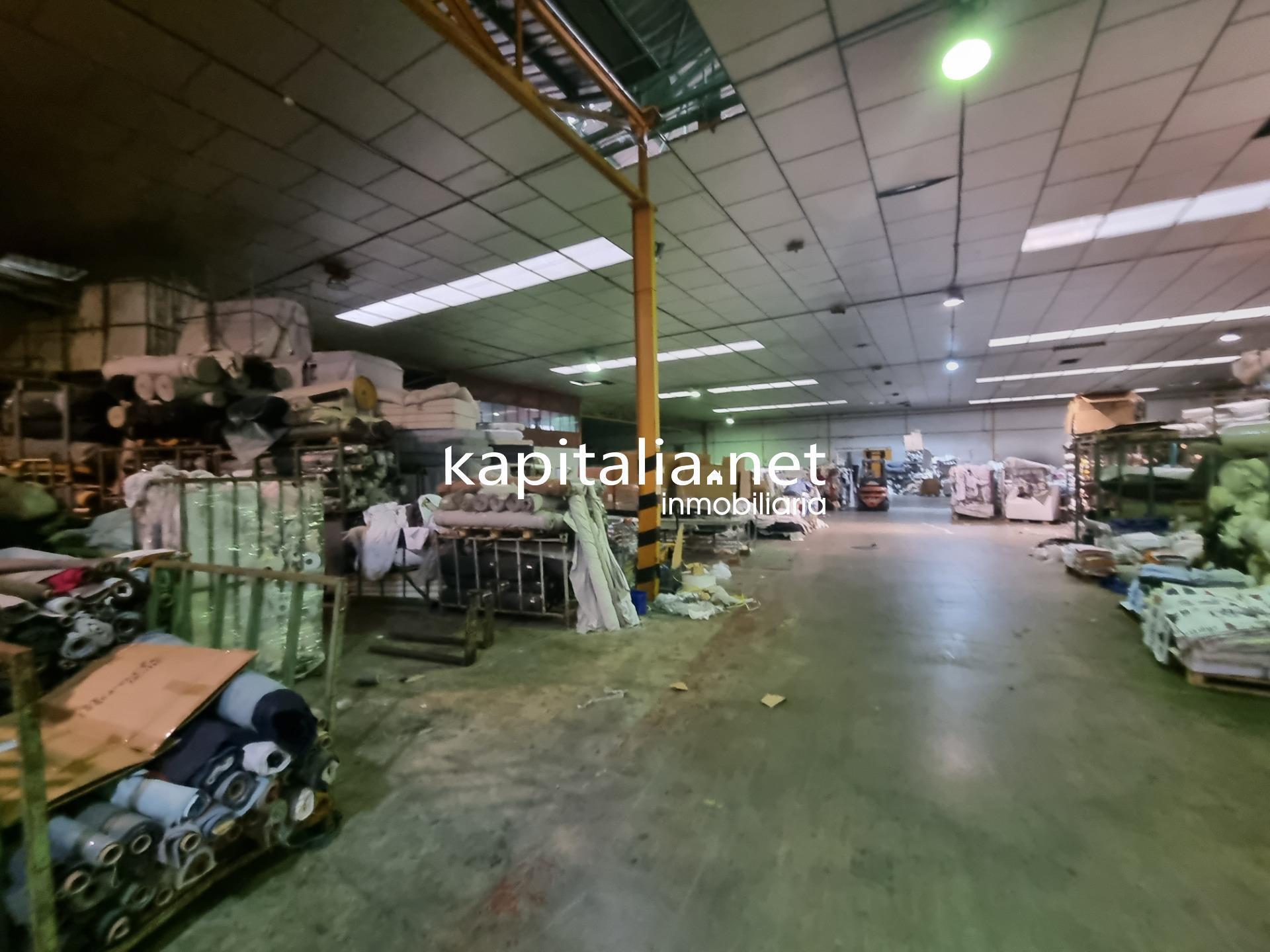 Industrial in Agullent, Valencia for sale Building Photo- Image 1 of 5