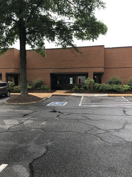 425 Southlake Blvd, Richmond, VA for sale - Building Photo - Image 1 of 1