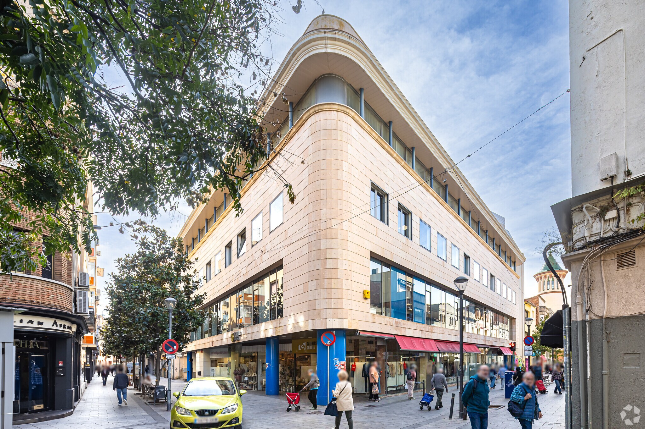 Carrer de Gràcia, 51-53, Sabadell, Barcelona to rent Building Photo- Image 1 of 6