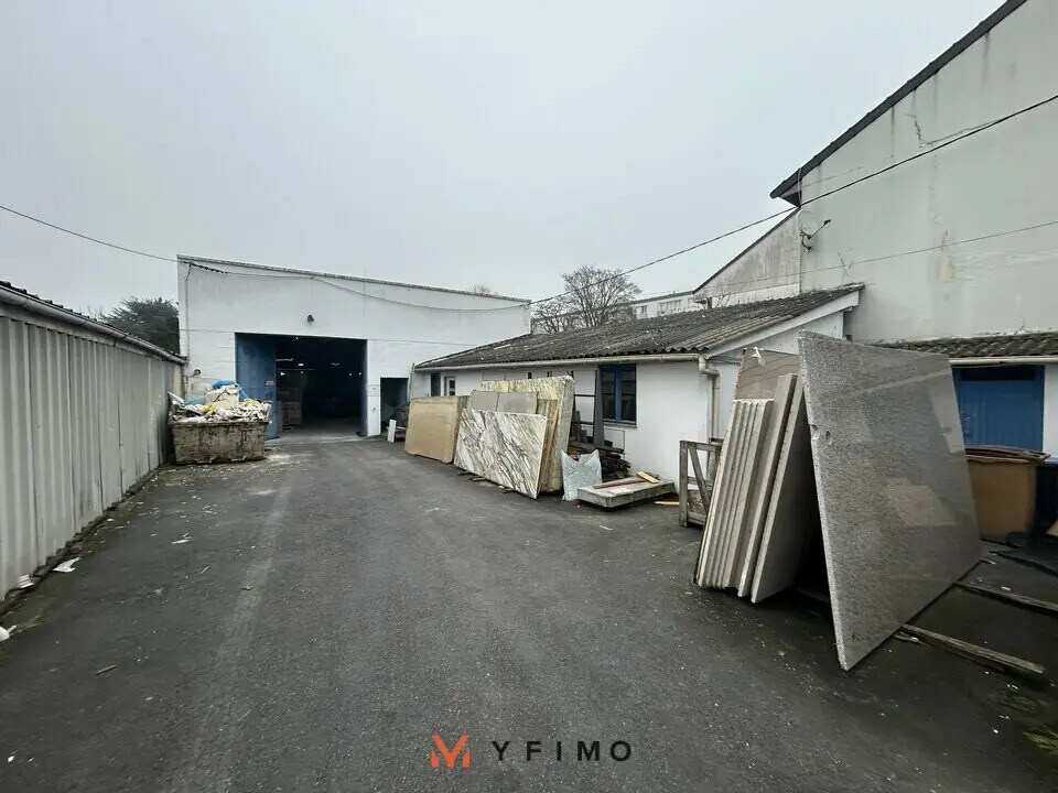 Vente Local d'activités 980 m² - Photo 1