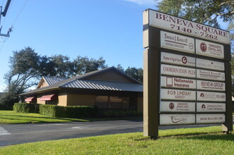 7202-7244 Beneva Rd, Sarasota, FL for rent Building Photo- Image 1 of 5