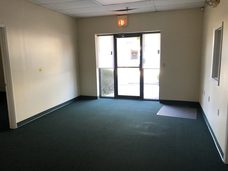 5401-5481 Bryant Ave, Sanford, FL for rent - Building Photo - Image 2 of 9