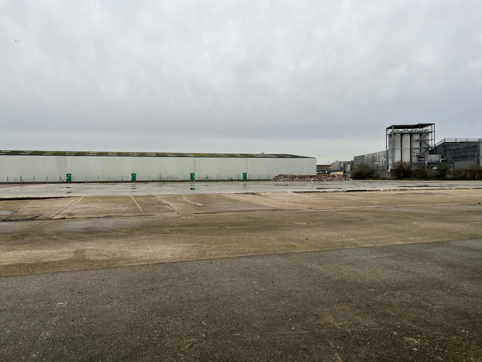 1371 Mollison Av, Enfield to rent Building Photo- Image 1 of 5