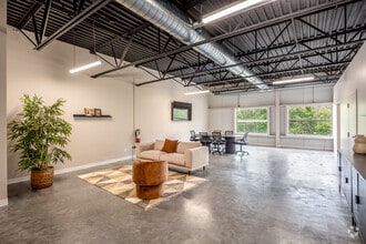 4981 Rue Louis-B.-Mayer, Laval, QC to rent Interior Photo- Image 1 of 4