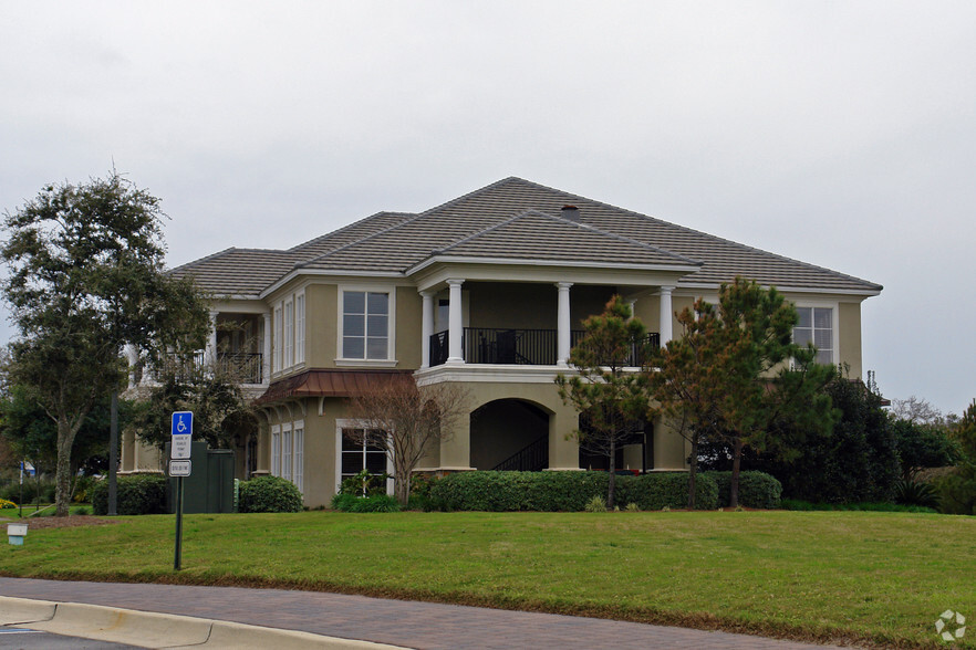 4393 Commons Dr E, Destin, FL for rent - Building Photo - Image 2 of 6