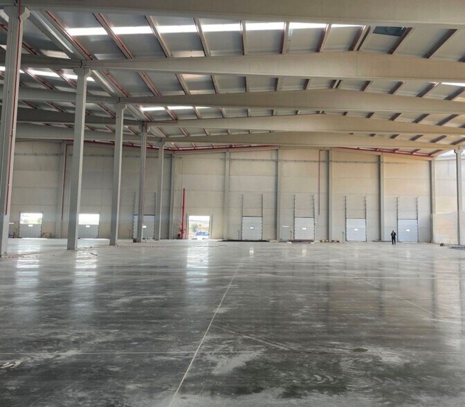 Acueducto, Dos Hermanas, Entrenucleos, S/N, SEVILLA, Sevilla to rent - Building Photo - Image 3 of 9