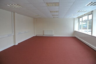 James Watt Pl, East Kilbride to rent Interior Photo- Image 2 of 2