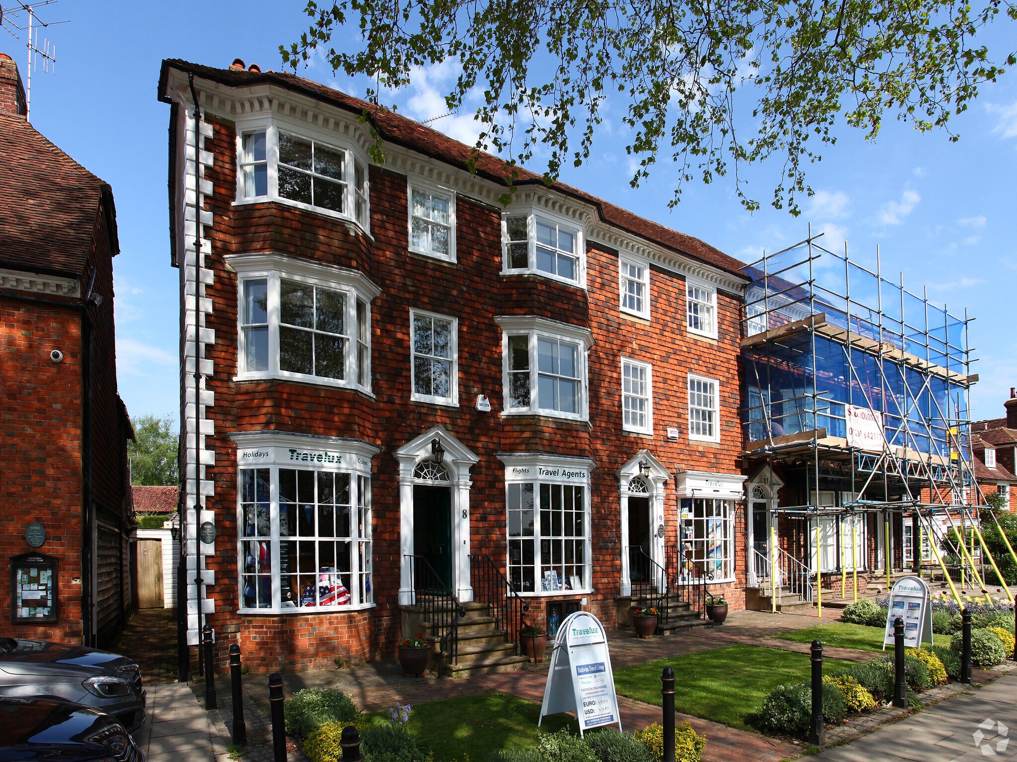 8-9 East Cross, Tenterden for sale Primary Photo- Image 1 of 3