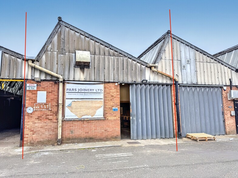 Wantz Rd, Dagenham to rent - Building Photo - Image 3 of 23