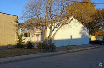 2311 Hardwick St, Dallas, TX for sale Primary Photo- Image 1 of 2