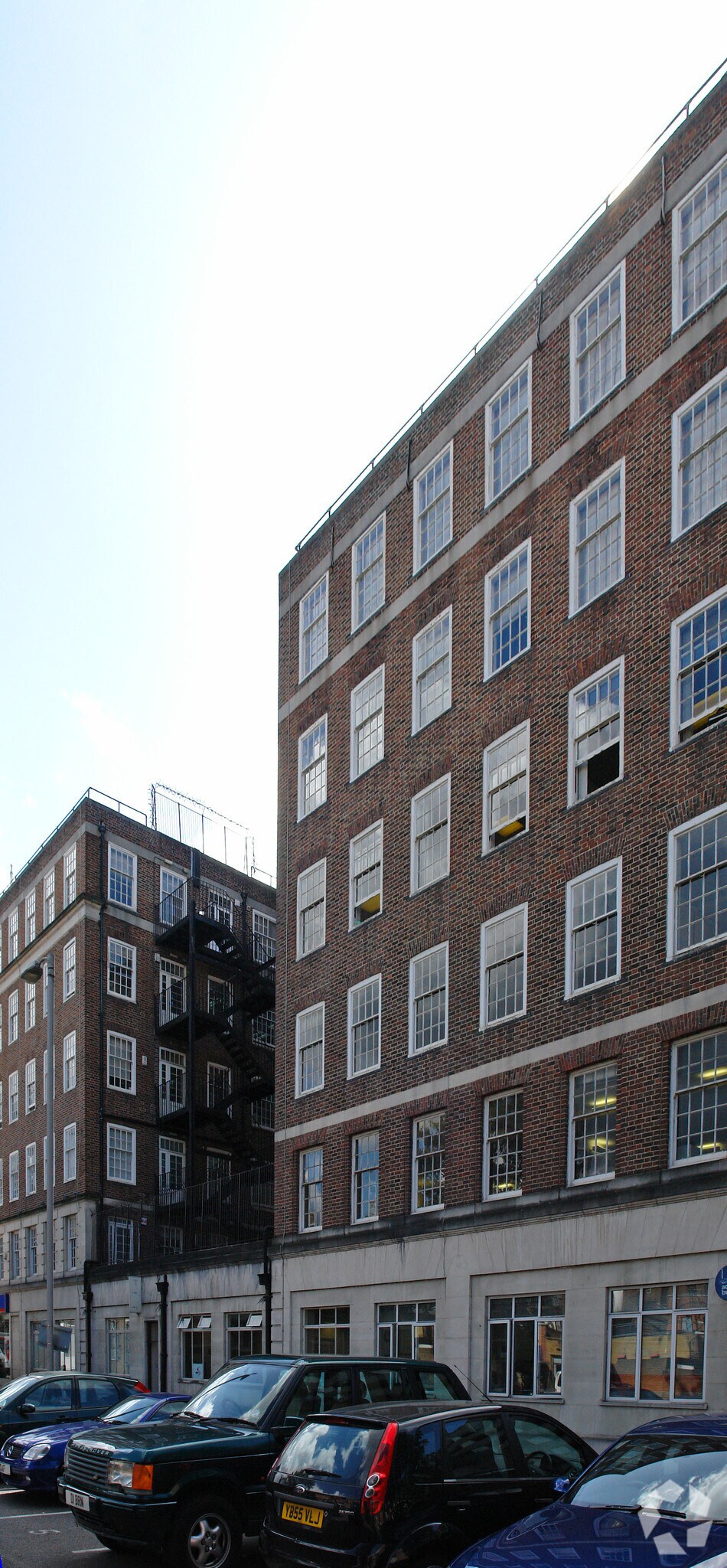 5555C Eden St, Kingston Upon Thames KT1 1BW Neville House