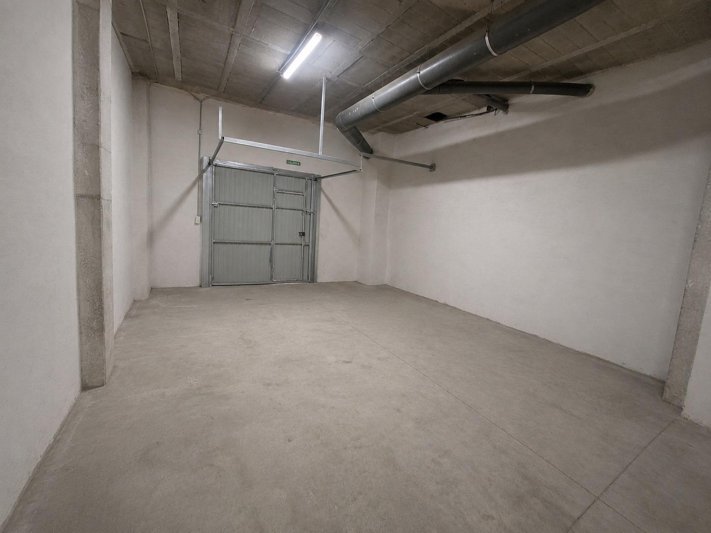 Retail in Alzira, Valencia for sale Interior Photo- Image 1 of 5