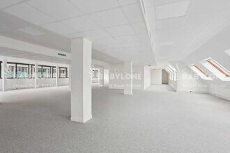 Office in Levallois-Perret to rent Interior Photo- Image 2 of 11