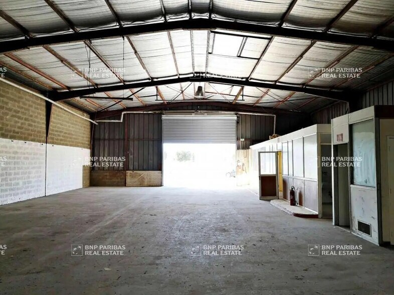 Office in Vitrolles to rent - Interior Photo - Image 3 of 8