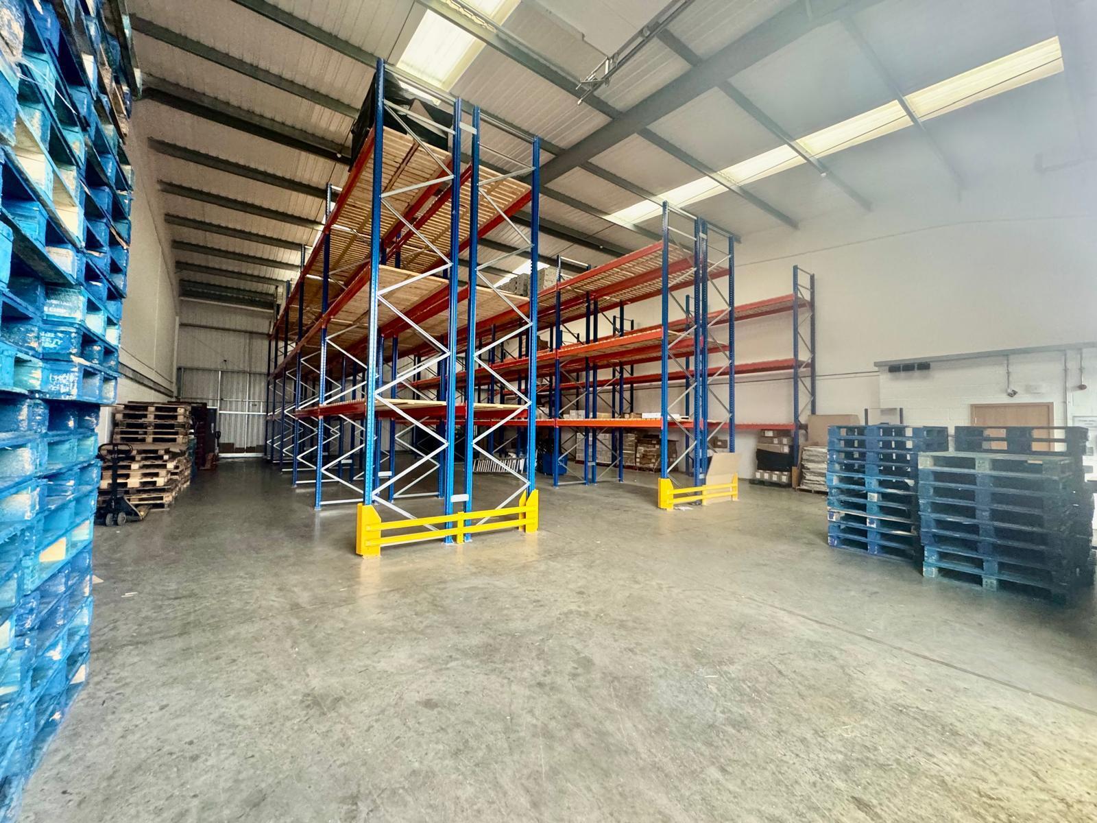 Butterfield Green Rd, Luton to rent Interior Photo- Image 1 of 3