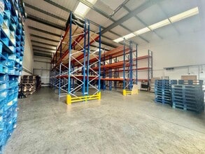 Butterfield Green Rd, Luton to rent Interior Photo- Image 1 of 3