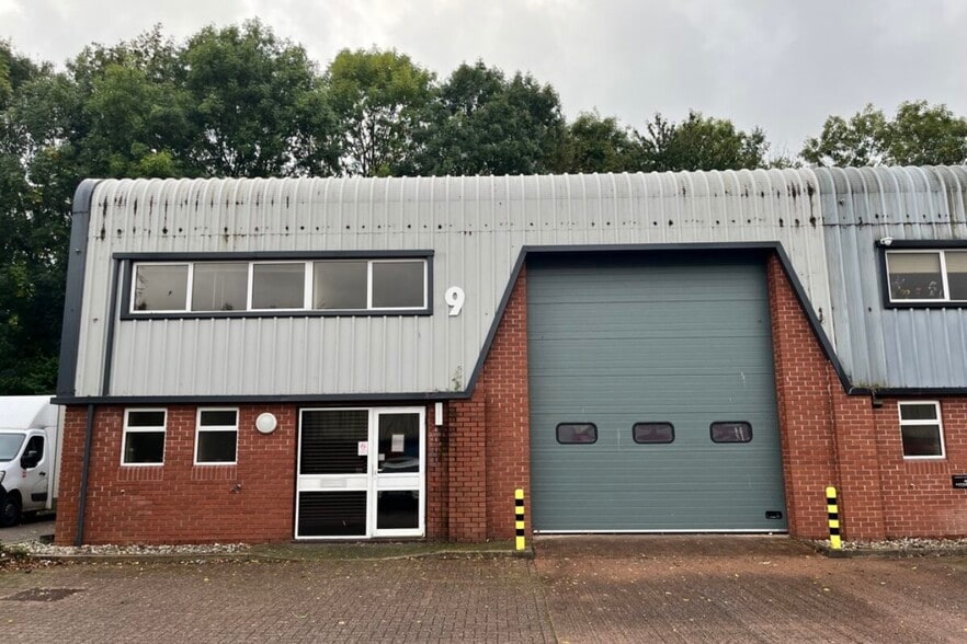 Manaton Clos, Exeter to rent - Building Photo - Image 2 of 3