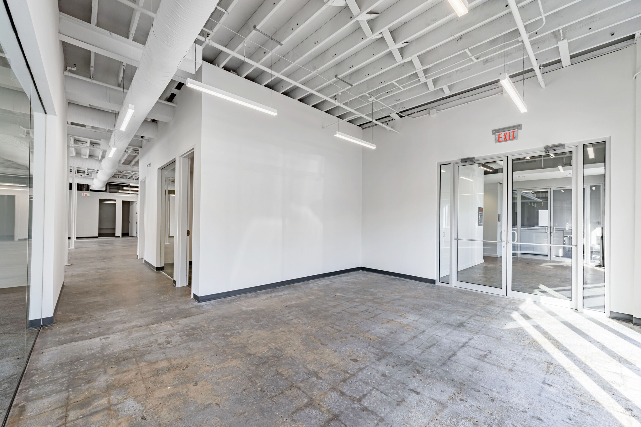 1510 Ellsworth Industrial Blvd NW, Atlanta, GA for rent Interior Photo- Image 1 of 8