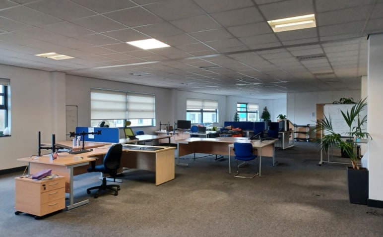 Wilson Way, Redruth to rent Interior Photo- Image 1 of 1