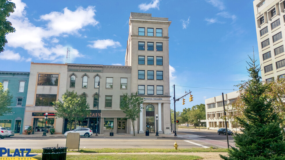 197 W Market St, Warren, OH for rent - Building Photo - Image 1 of 18