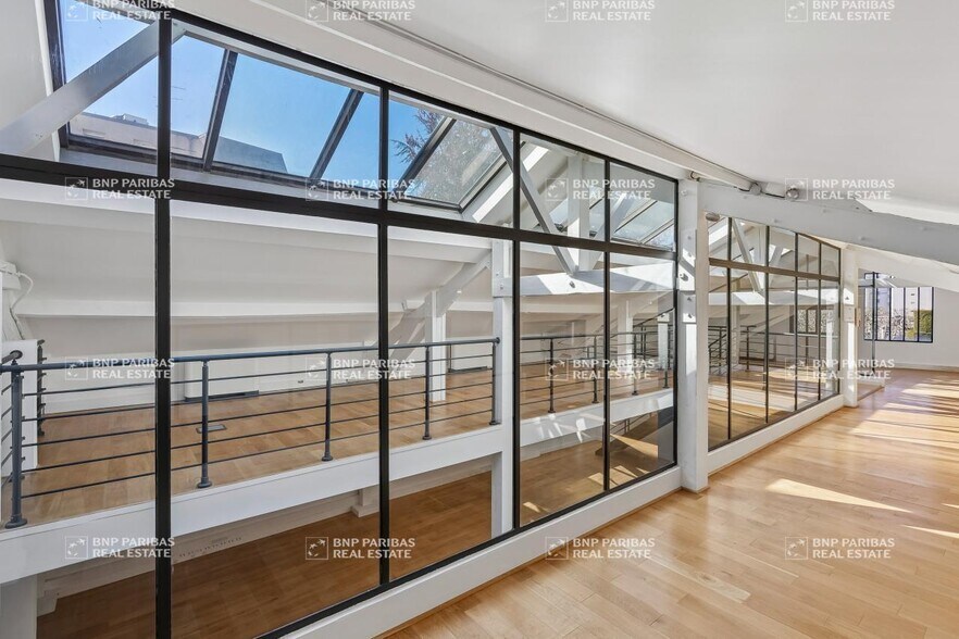 Office in Vincennes for sale - Interior Photo - Image 1 of 10