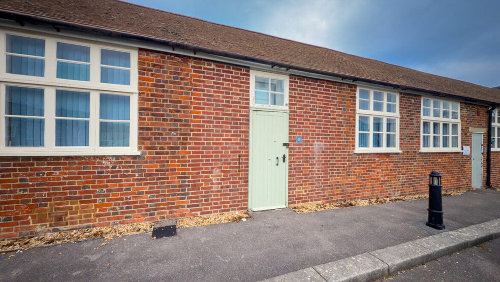 Weevil Ln, Gosport for sale - Building Photo - Image 3 of 3