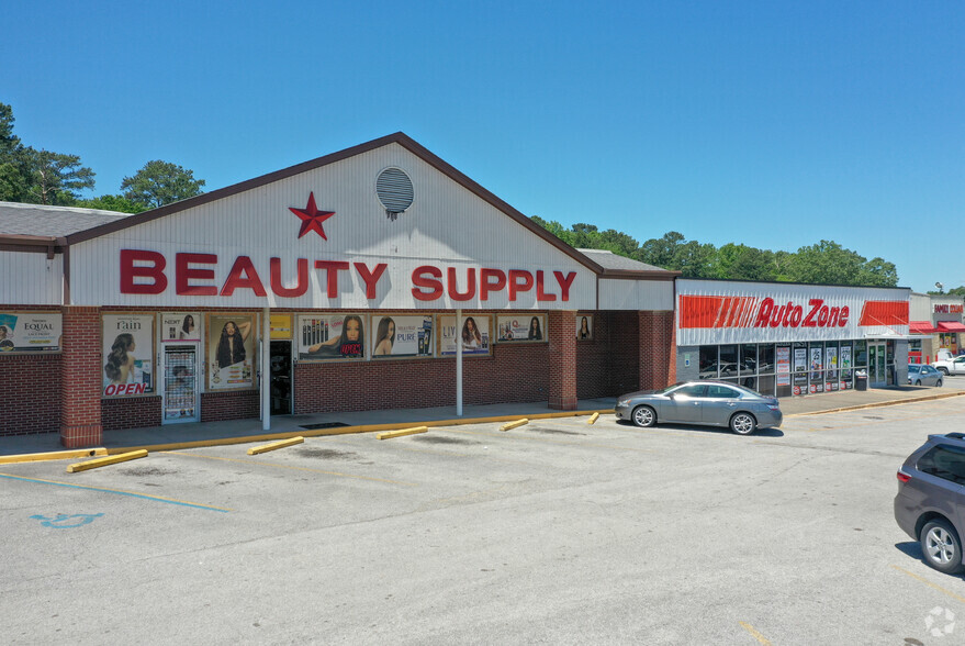 1608-1640 Forestdale Blvd, Birmingham, AL for rent - Building Photo - Image 3 of 8