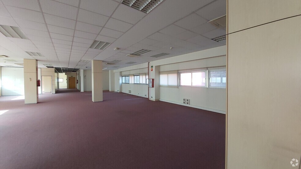 Office in Madrid, Madrid to rent - Building Photo - Image 3 of 9