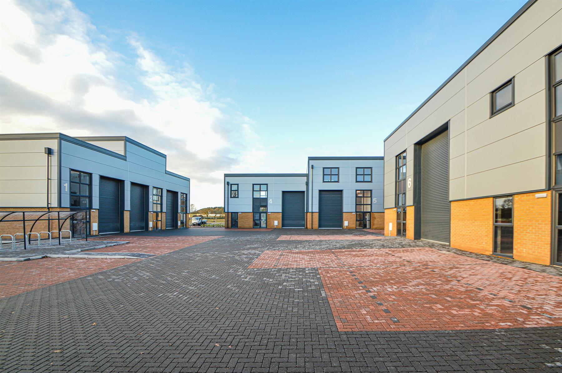 Oakfield Rd, Three Legged Cross for sale Primary Photo- Image 1 of 1