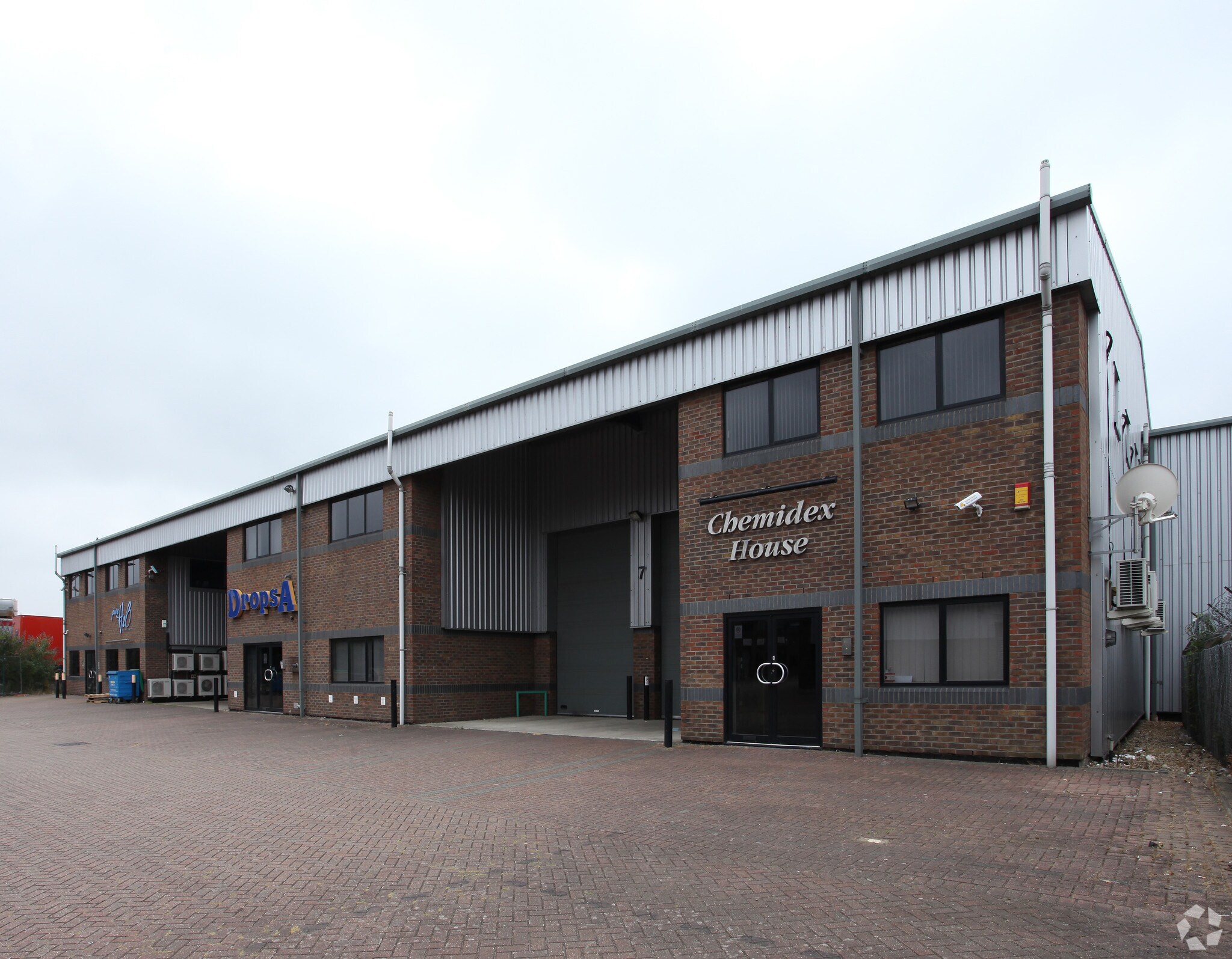 Crabtree Rd, Egham for sale Primary Photo- Image 1 of 1