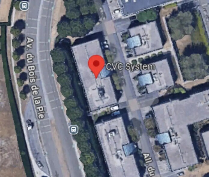 385 Rue de La Belle Etoile, Roissy-en-France to rent - Aerial - Image 2 of 22