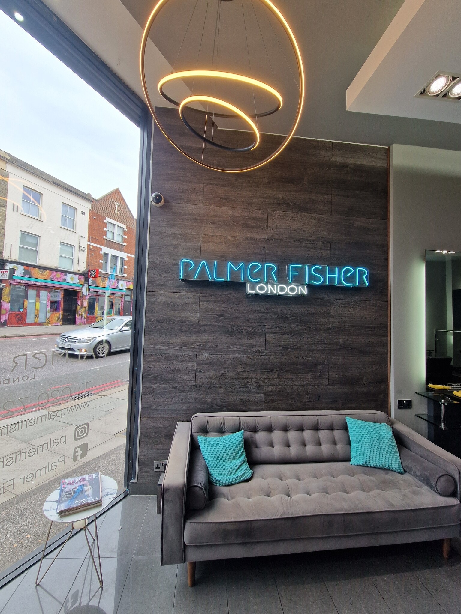 72-72A Battersea Rise, London to rent Interior Photo- Image 1 of 7