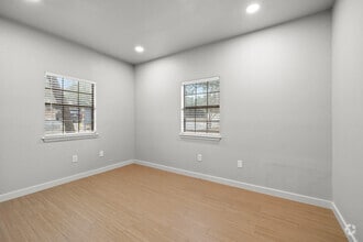 14101 W Highway 290, Austin, TX to rent Interior Photo- Image 2 of 8