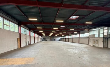 Industrial in Aulnay-sous-Bois to rent Interior Photo- Image 1 of 3