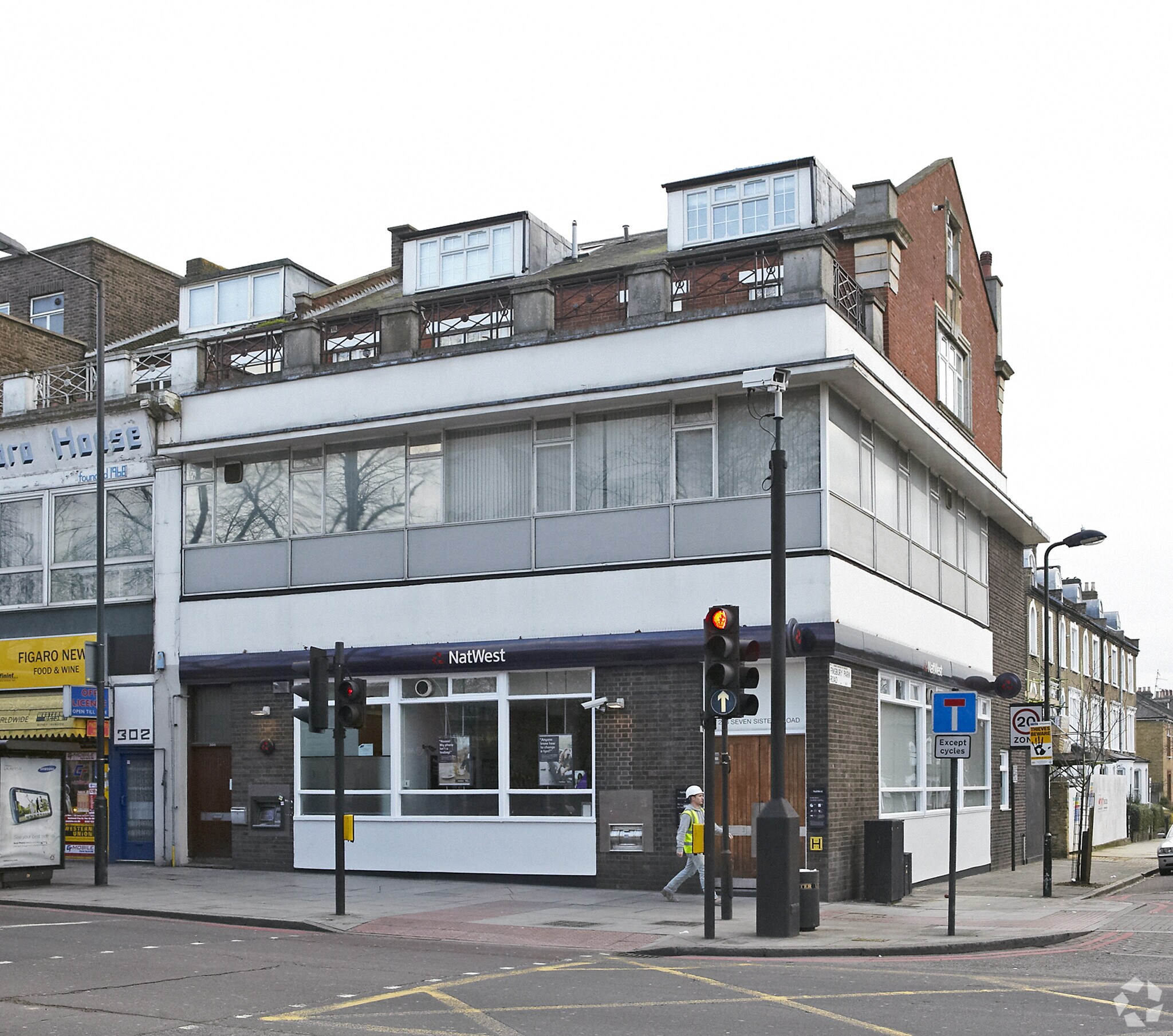 298-300 Seven Sisters Rd, London for sale Primary Photo- Image 1 of 1