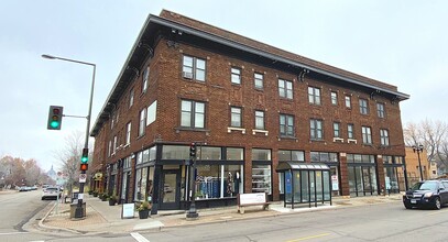 164 Dale St N, Saint Paul, MN for rent Building Photo- Image 1 of 16