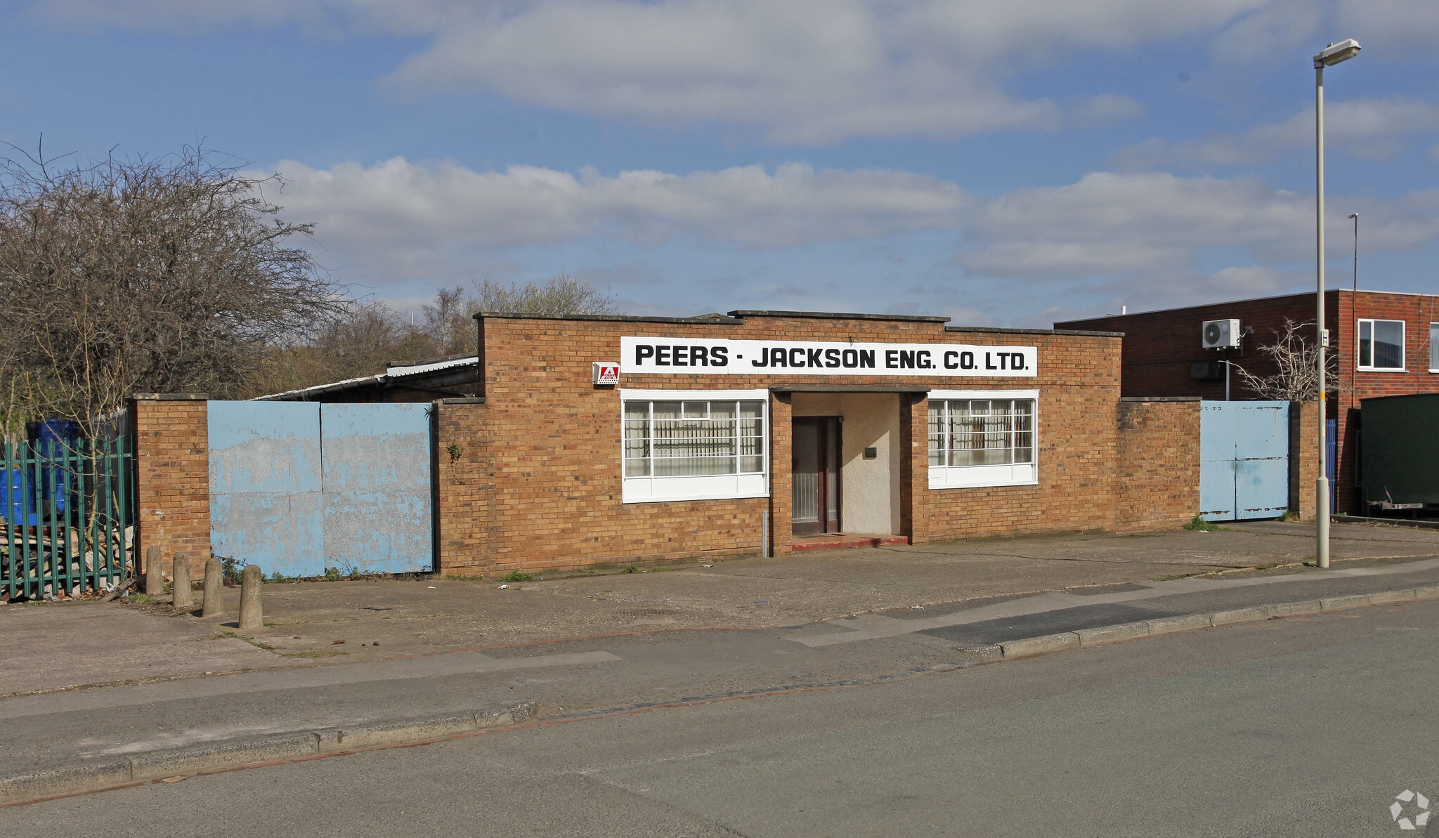 Timmis Rd, Stourbridge to rent Primary Photo- Image 1 of 4
