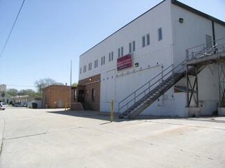 More details for 532 E River Rd, Dixon, IL - Industrial for Rent