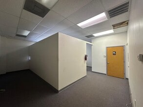 1200-1690 Tropic Park Dr, Sanford, FL to rent Interior Photo- Image 2 of 3