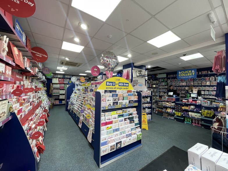 12-12A Market St, Faversham for sale - Building Photo - Image 2 of 4