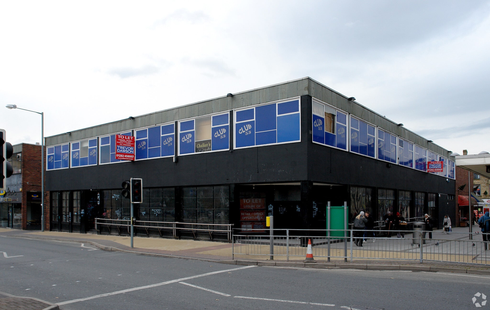 1-3 Boot Way, Burnley to rent Primary Photo- Image 1 of 5