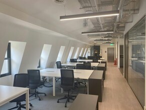 107 Grays Inn Rd, London to rent Interior Photo- Image 2 of 4